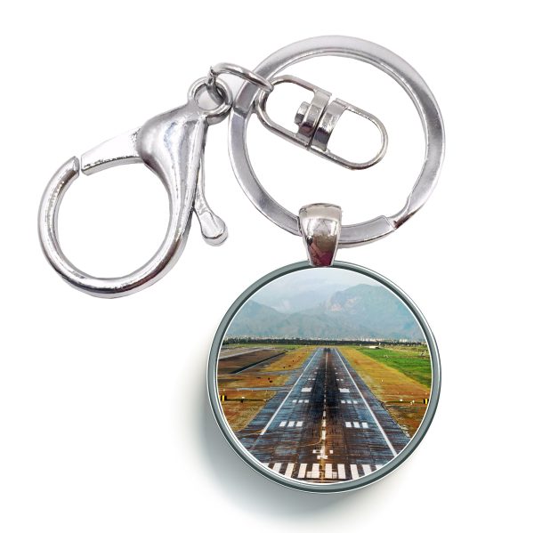 Amazing Mountain View & Runway Designed Circle Key Chains Online now